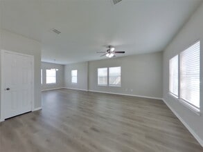 Building Photo - 11423 Carla St