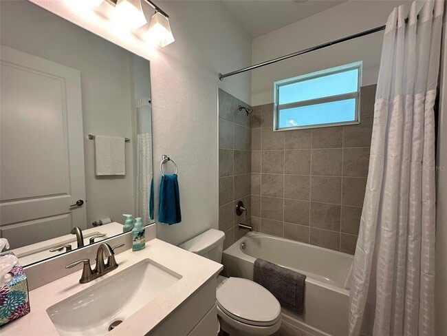 Foto del edificio - 13372 Journal Ln