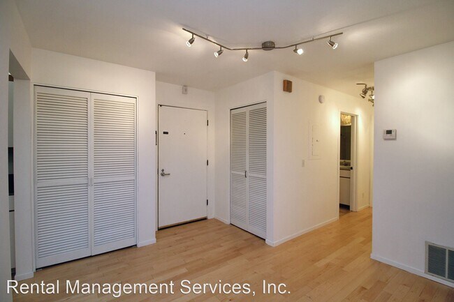 Building Photo - 2 br, 2 bath House - 1710 S Harbor Way #205