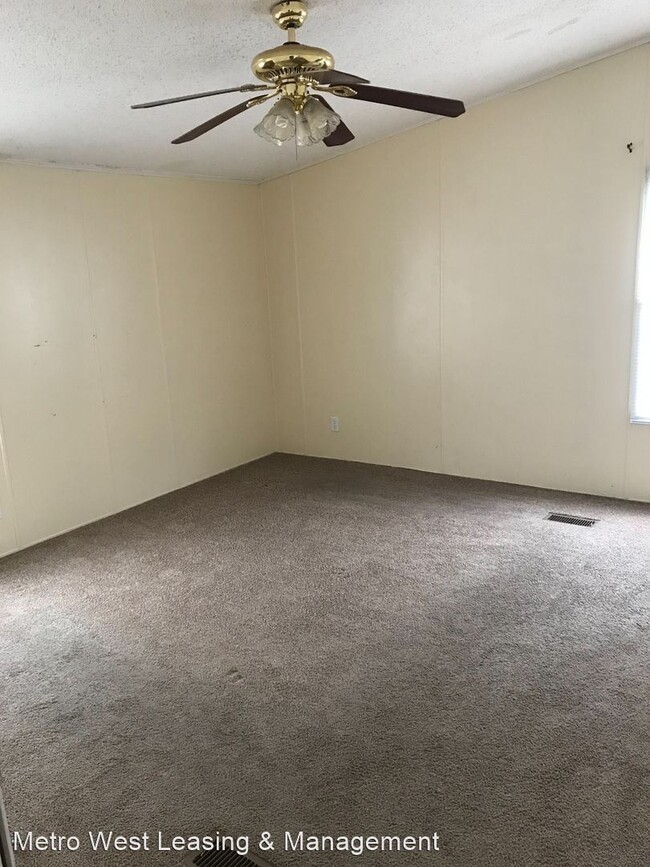 Building Photo - 4 br, 2 bath House - 10 Blackberry Crk Dr