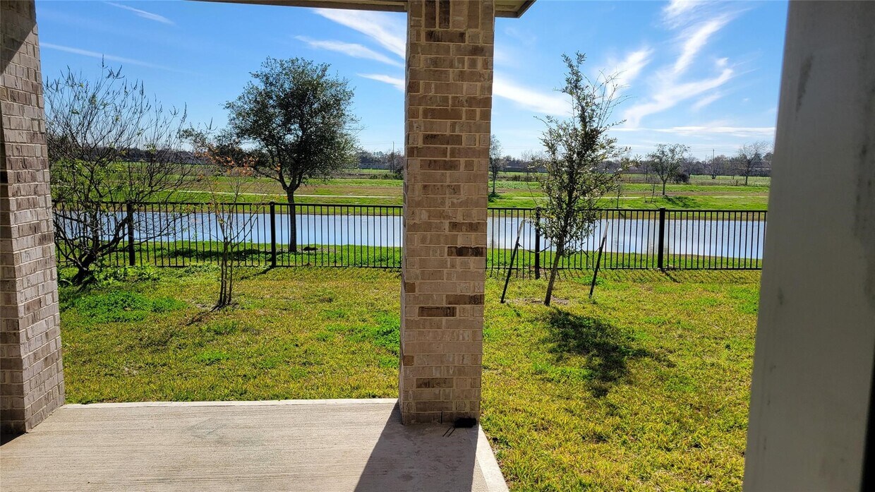 Foto del edificio - 6028 Pearland Pl
