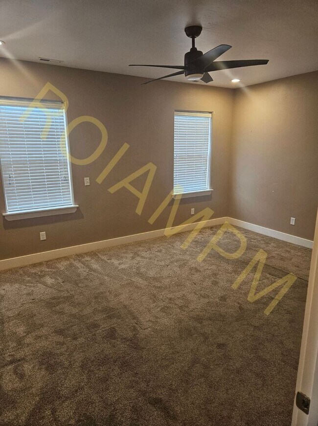 Foto del edificio - Spacious 3-Bed, 2-Bath Home with Bonus Room – Heyburn, ID