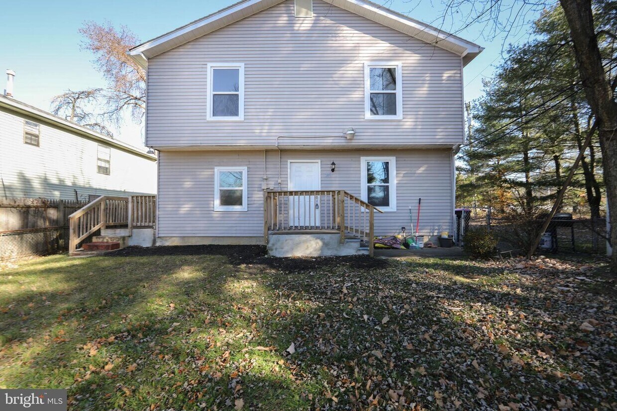 2867 Erial Rd, Sicklerville, NJ 08081 House Rental in Sicklerville