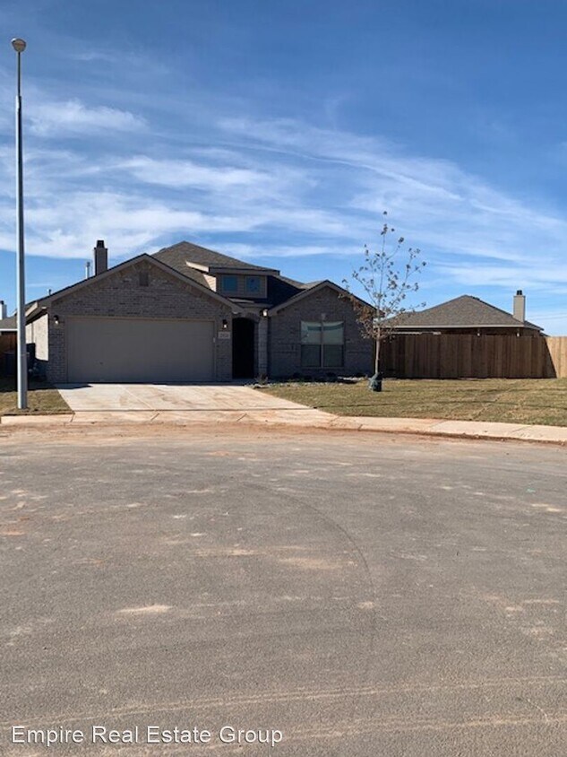 Foto principal - 4 br, 2 bath House - 2926 Waverly Avenue