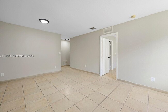 Building Photo - 142 NW 69th St