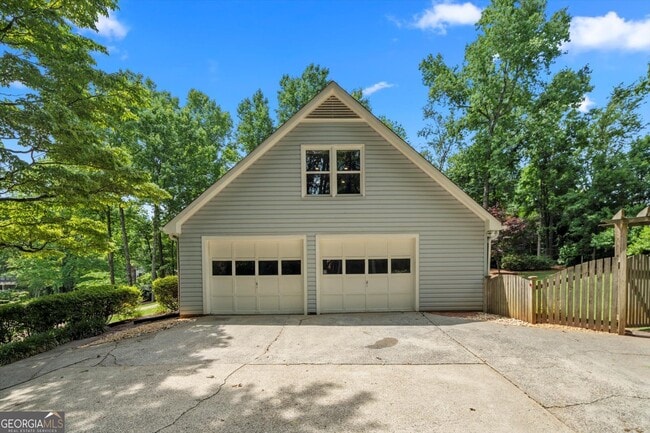 Building Photo - 2345 Sumter Lake Dr