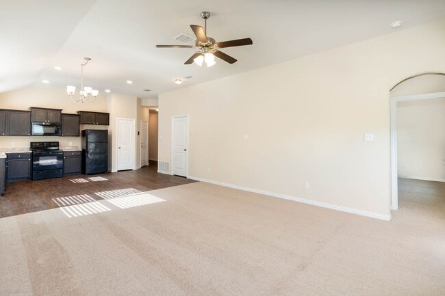 Building Photo - Charming Fort Worth Retreat: 3BR/2BA Singl...