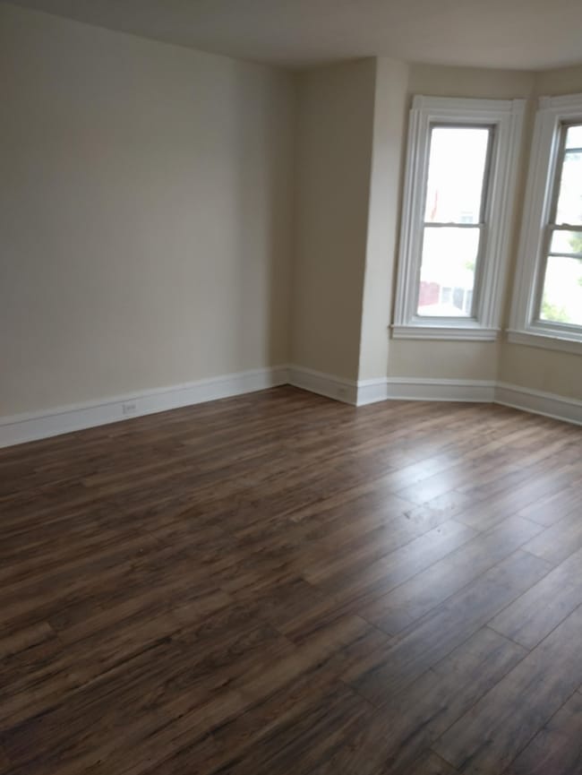 Photo - 6012 Irving St. Apartment