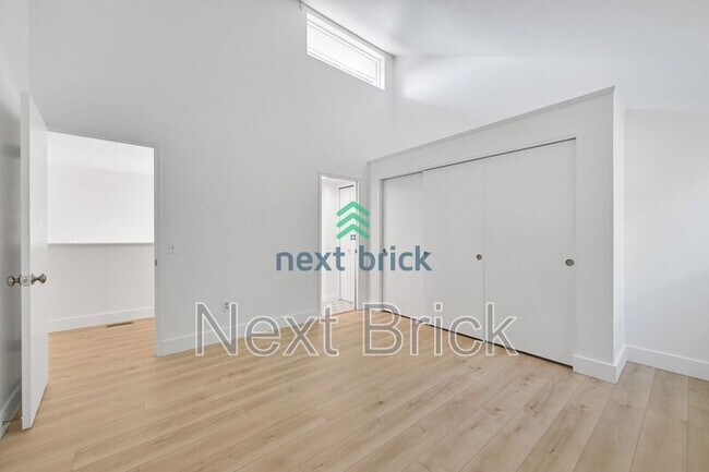 Foto del edificio - 3414 108th Pl NE