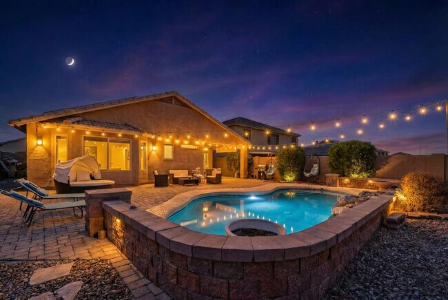 Foto del edificio - 1546 N Desert Willow St