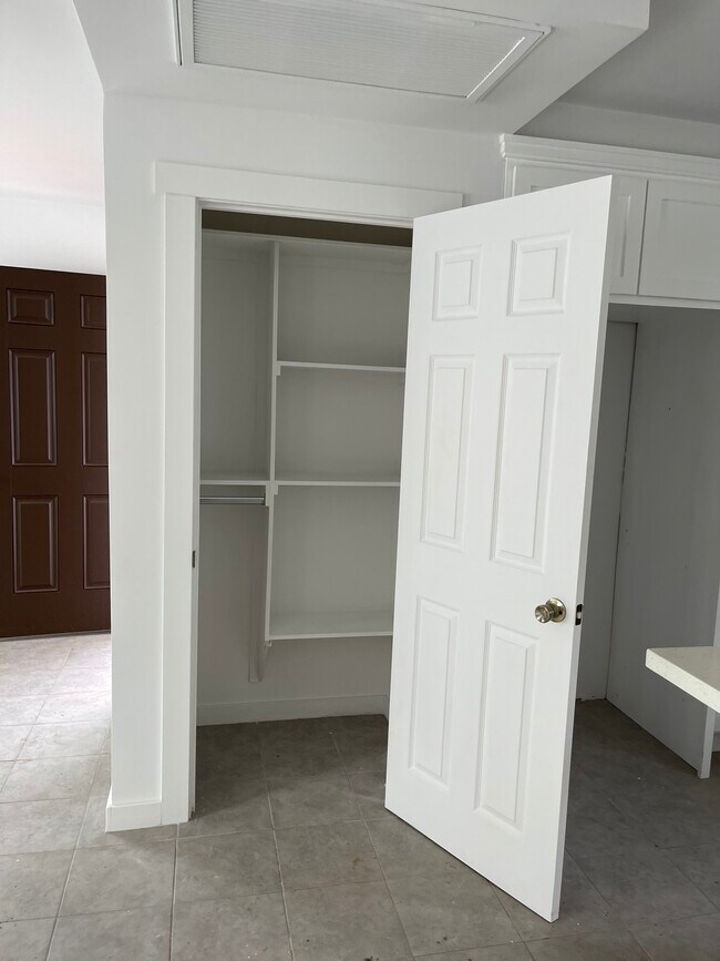 pantry - 4533 W 165th St