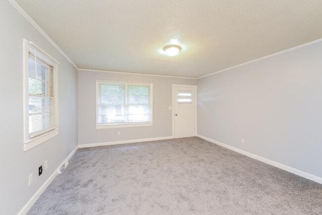 Foto del edificio - 10 Dearr Dr