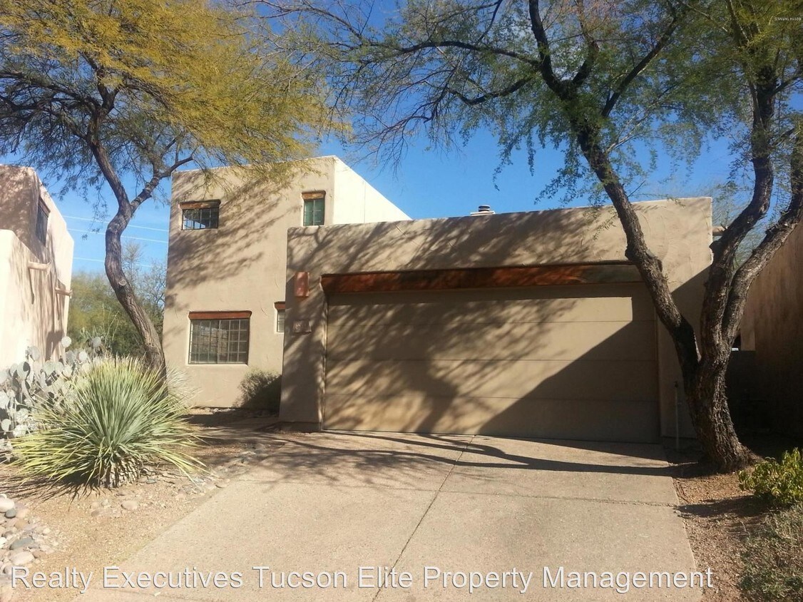 Primary Photo - 4242 N Rillito Creek Pl
