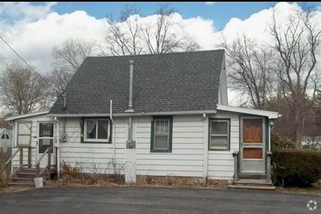 Building Photo - 194 Glenerie Blvd