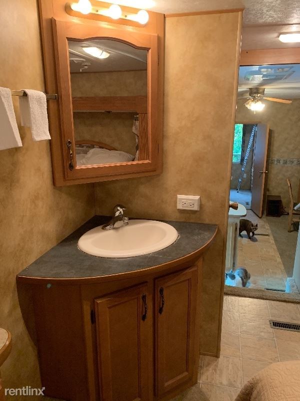 Building Photo - 2 br, 1 bath Apartment - 6440 Northstar Lane