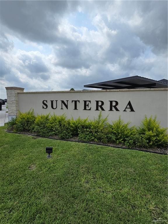 Building Photo - 2809 E Israel Ave