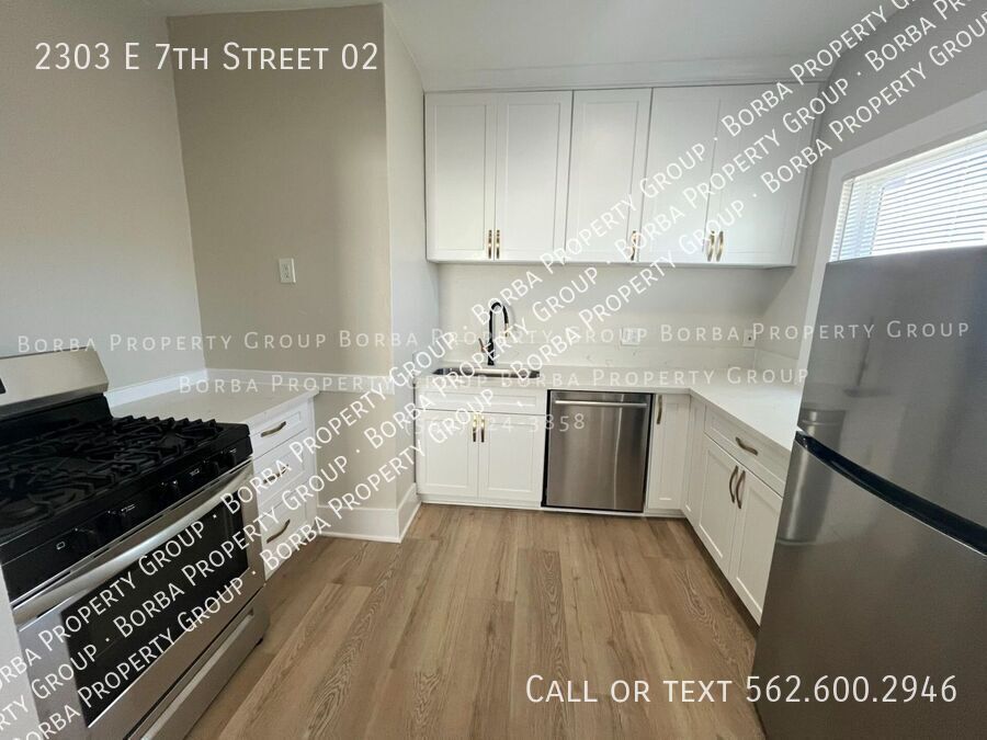 Primary Photo - STUNNING 1 BEDROOM & 1 BATHROOM UNIT WITHI...