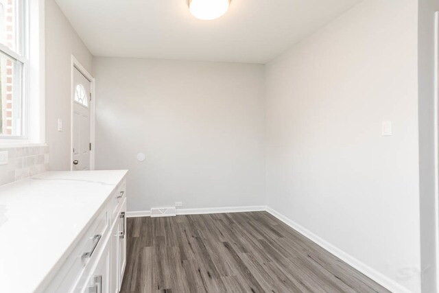 Foto del edificio - 1327 Highland Dr
