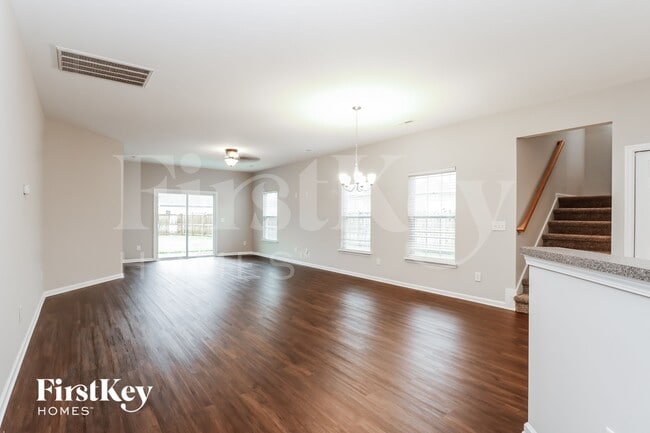 Building Photo - 646 Savannah River Dr