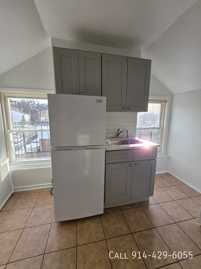 Building Photo - 35 Altonwood Pl