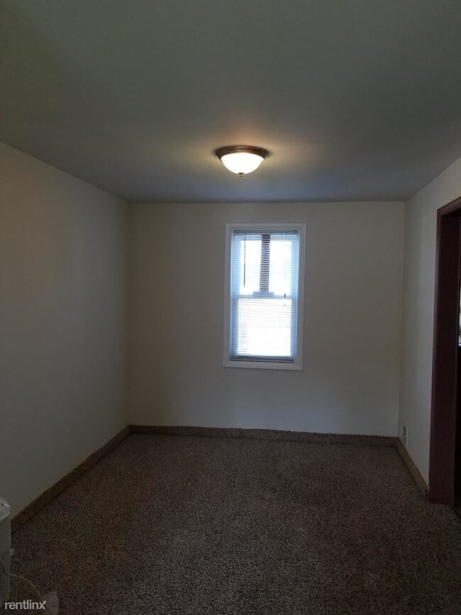 Building Photo - 7976 Saint Monica Dr