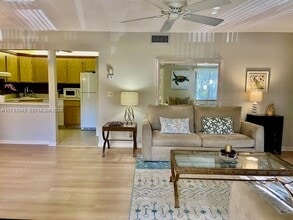 Building Photo - 442 Pine Glen Ln