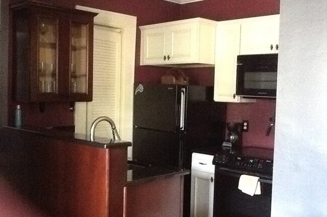 Foto del edificio - 613 E Ridgewood St