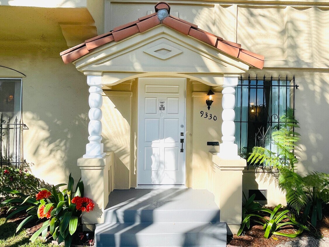 Foto principal - 9330 W Olympic Blvd