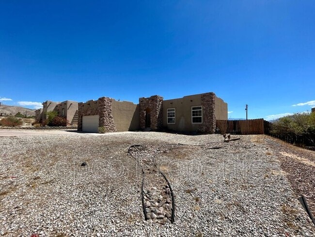 Building Photo - 66625 San Luis Rd