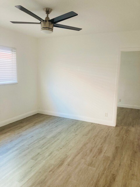 Foto del edificio - 1242 Cedar Ave