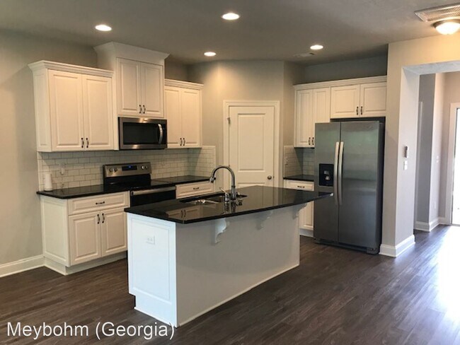 Building Photo - 3 br, 2.5 bath House - 1820 Butternut Drive