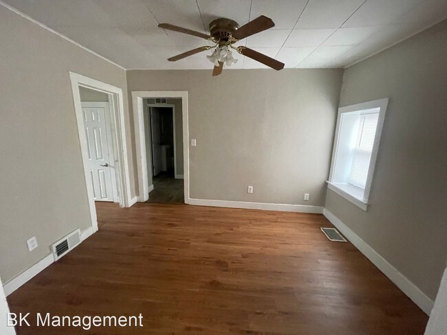 Building Photo - 2 br, 1 bath House - 2107 Central St