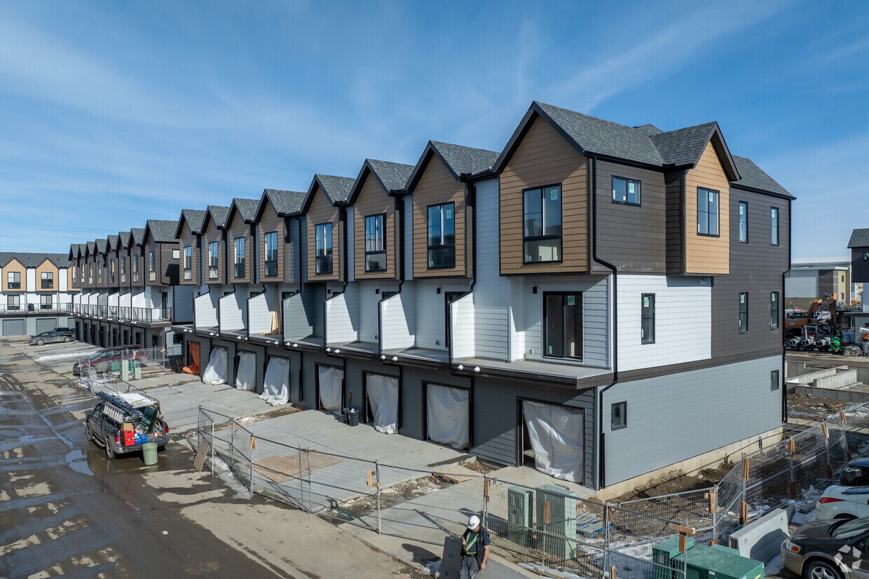 Terra Apartments 69 Gateway Dr NE Airdrie, AB