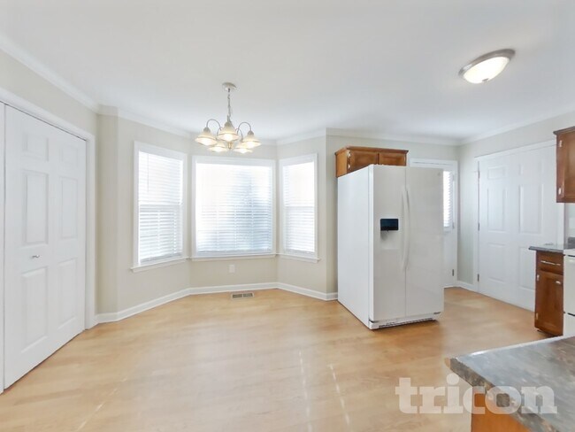 Foto del edificio - 2784 Aston Woods Ln