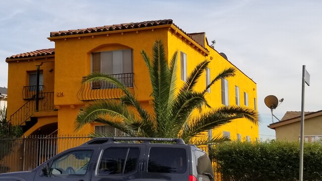 Foto del edificio - 214 N Hoover St