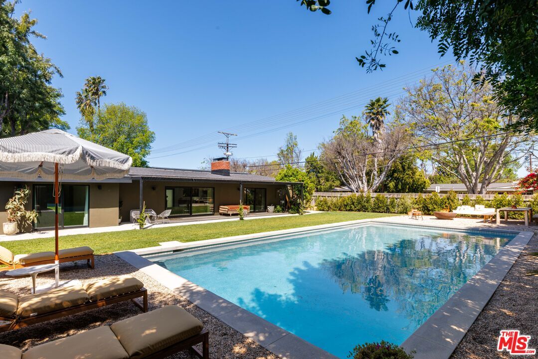 Foto principal - 5352 Hinton Ave