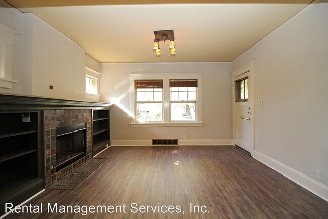 Building Photo - 2 br, 1 bath House - 2324 SE 47th Avenue