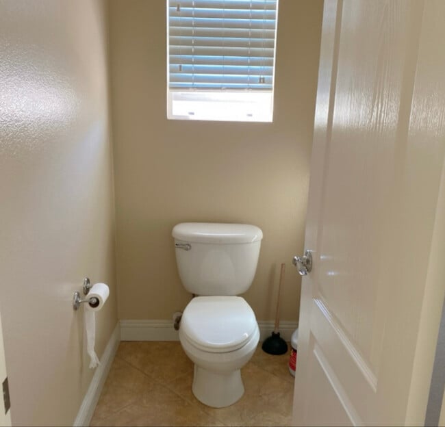 Foto del edificio - 13668 Amberview Pl