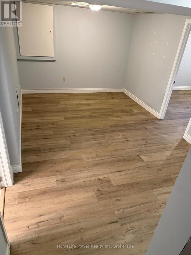 Building Photo - 3702 Densbury Dr