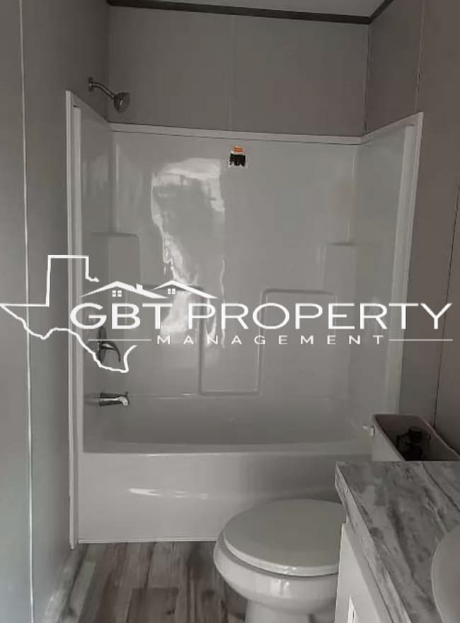 Building Photo - Brand New Home!