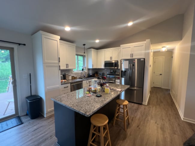 Building Photo - 2299 Hadley Hills Dr NE