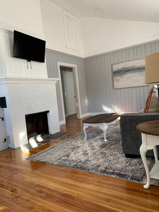 Primary Photo - 5 Oceanview Rd