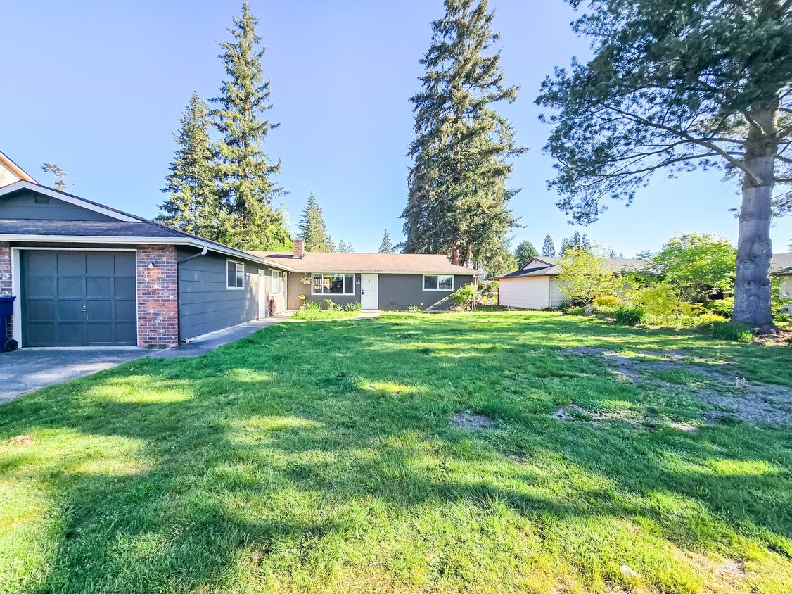 Foto principal - Remodeled Unit in Duplex