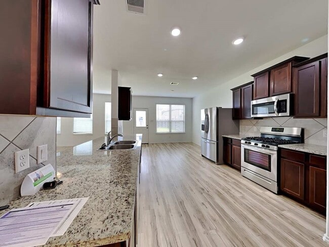 Building Photo - 23839 Via Camino Ln