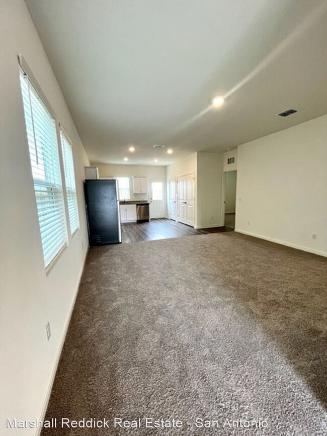 Foto del edificio - 3 br, 2 bath House - 7541 Boa Hollow