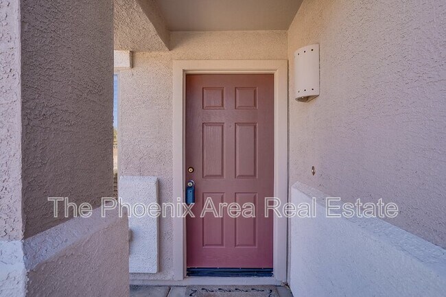 Building Photo - 40219 N Cassara Dr