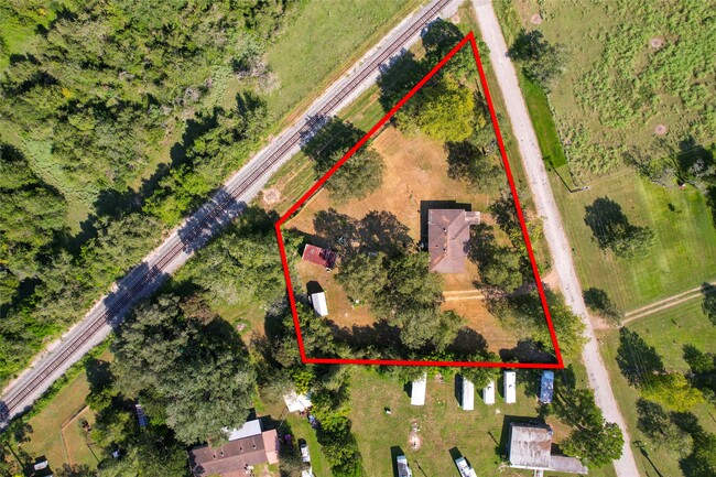 Building Photo - 401 Anderson Rd