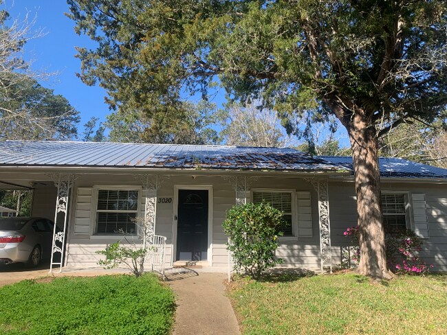 Foto del edificio - 3020 Grove St