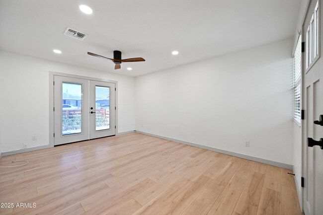 Building Photo - 4103 E Moreland St