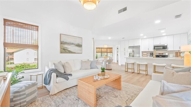 Foto del edificio - 512 S Harbour Oaks Dr